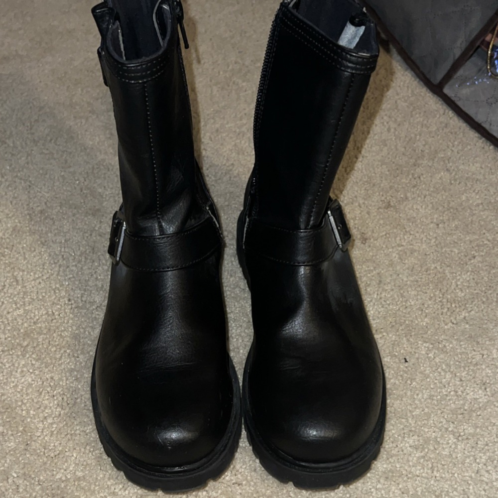 Lands End Girls Black Biker Moto Boots Buckle Side Zip Lug Sole Size 4M 501733